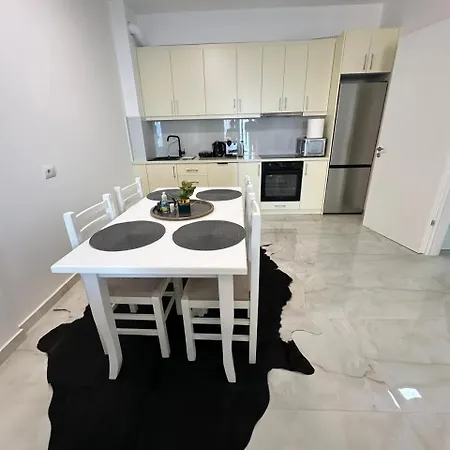 Seaview Luxury Apartment