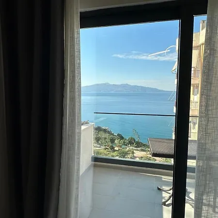 Apartment Seaview Luxury Sarande